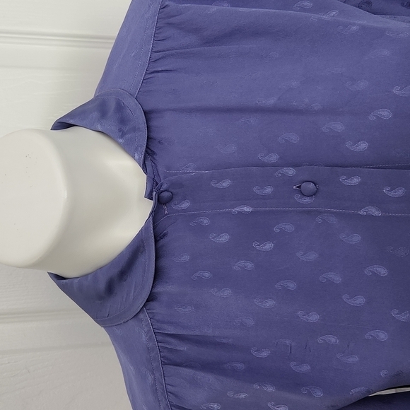 Gloria Vanderbilt Paisley Periwinkle Button Down Blouse - Picture 3 of 14